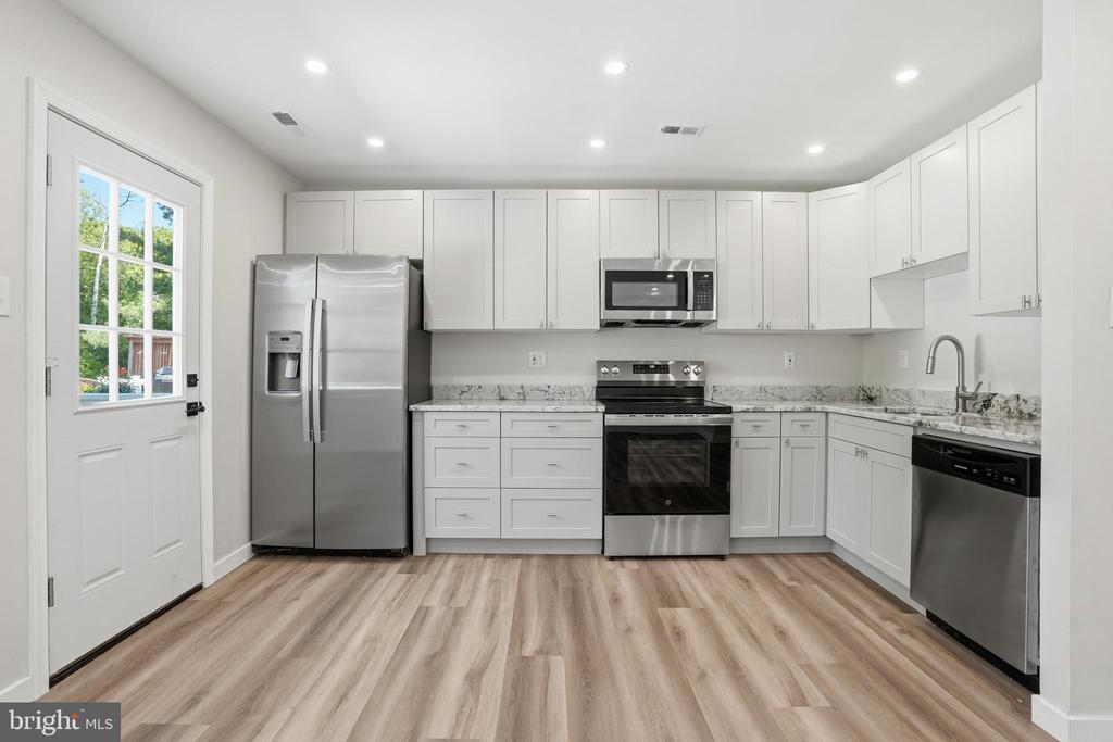 225 BIRCH DRIVE
