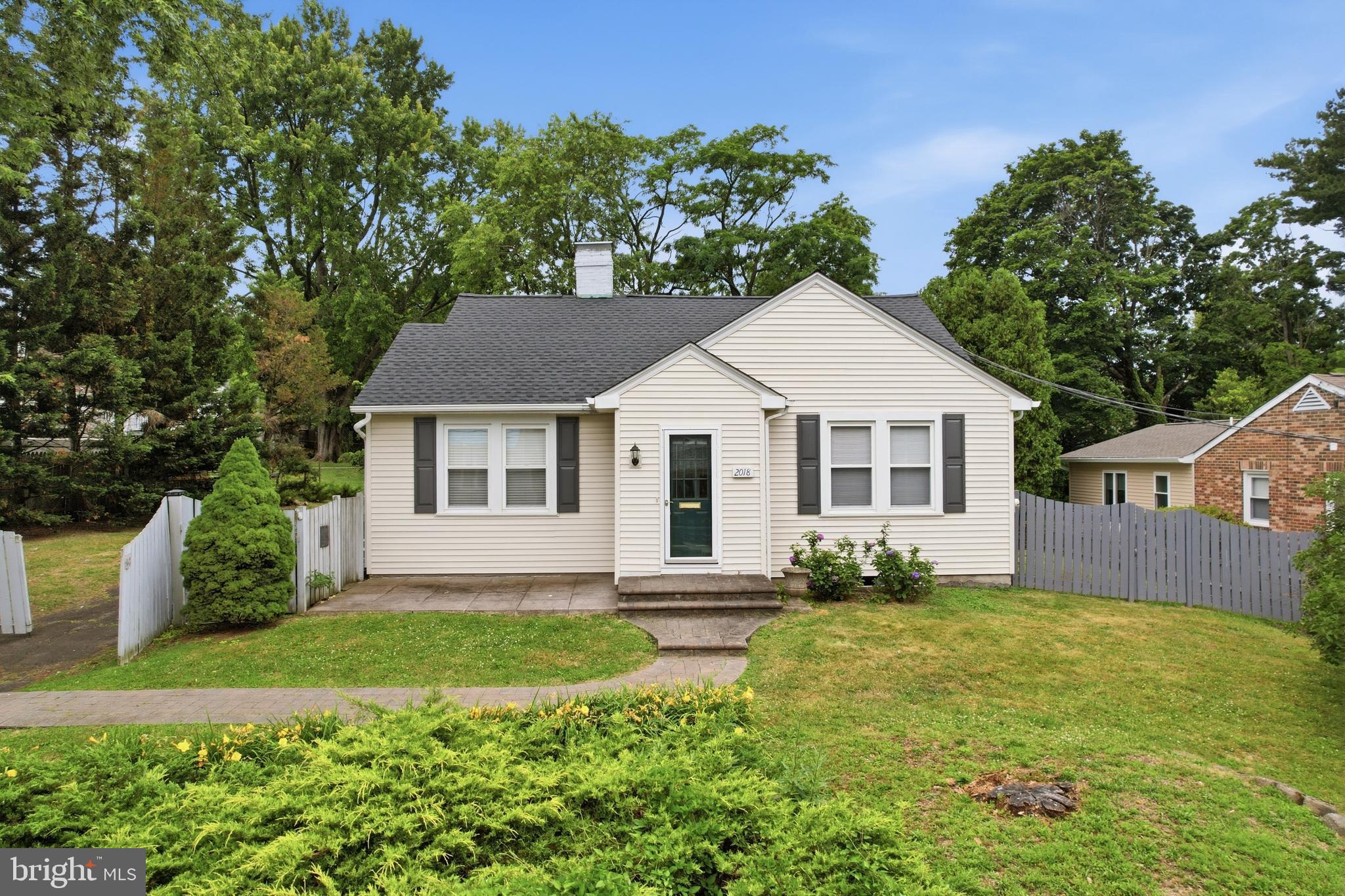 2018 ROY AVENUE