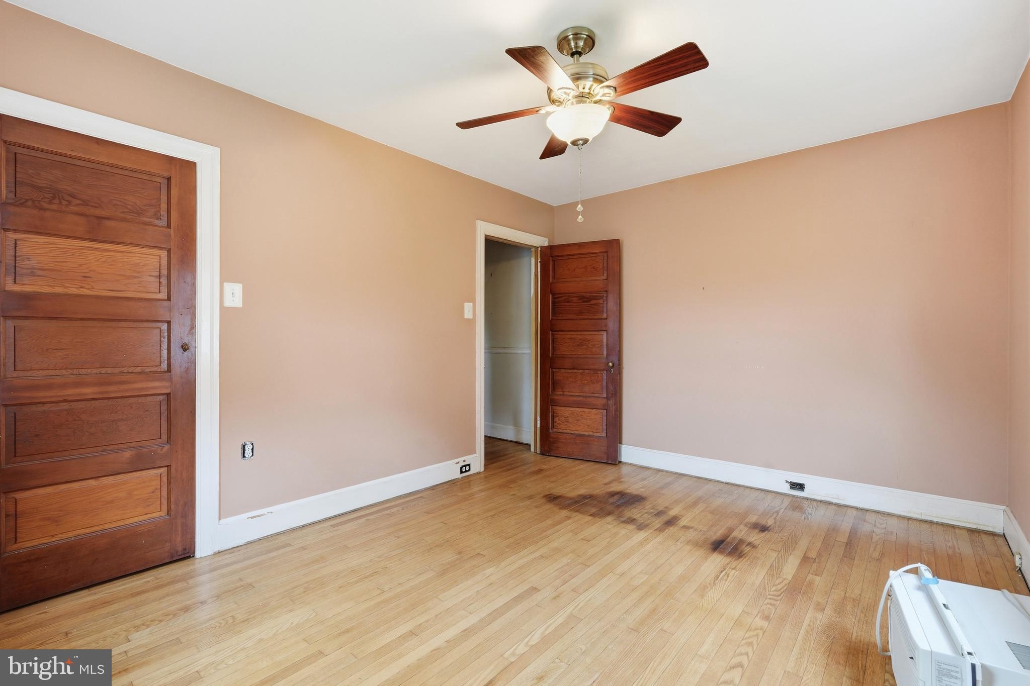 2018 ROY AVENUE