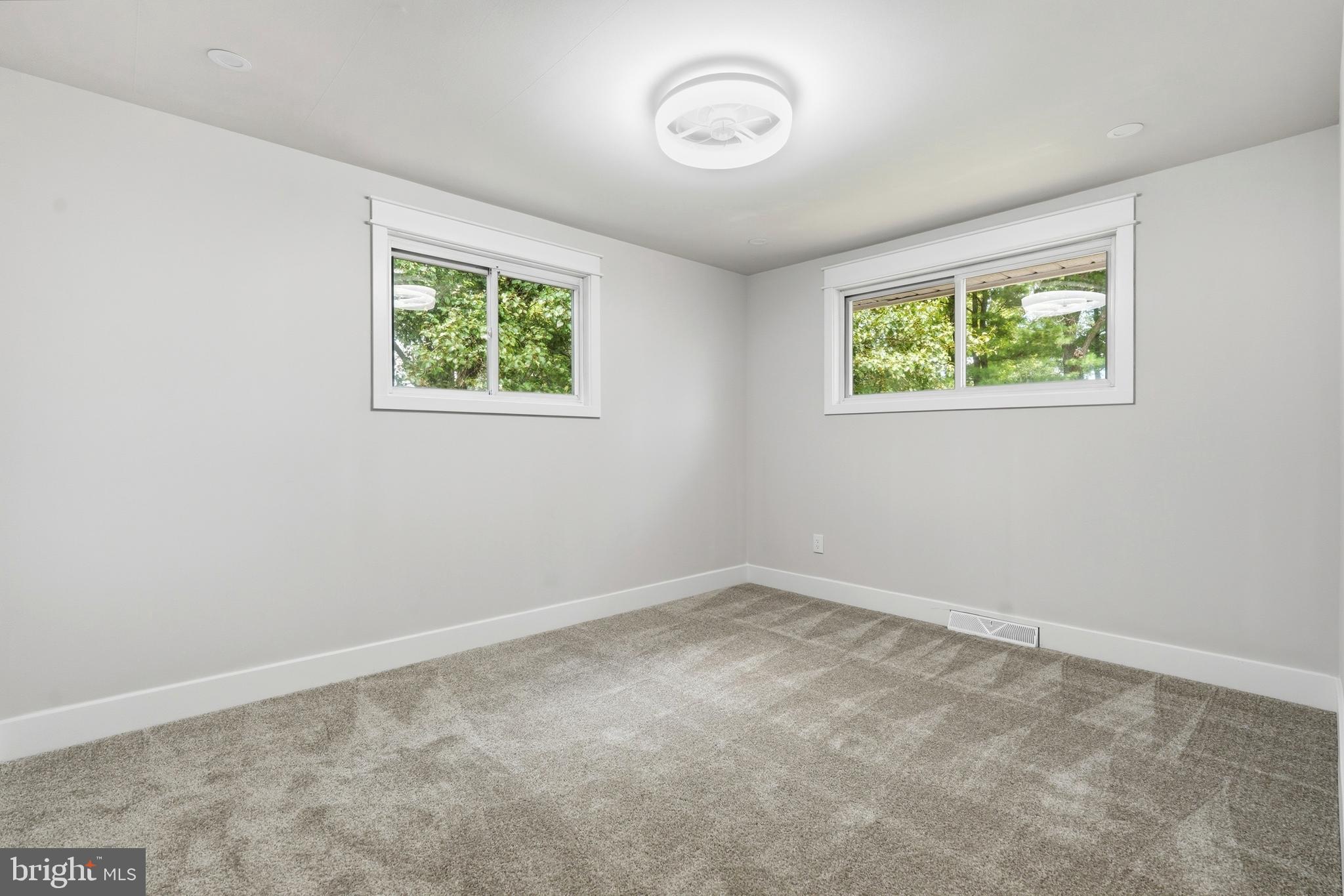 422 PRIVET ROAD