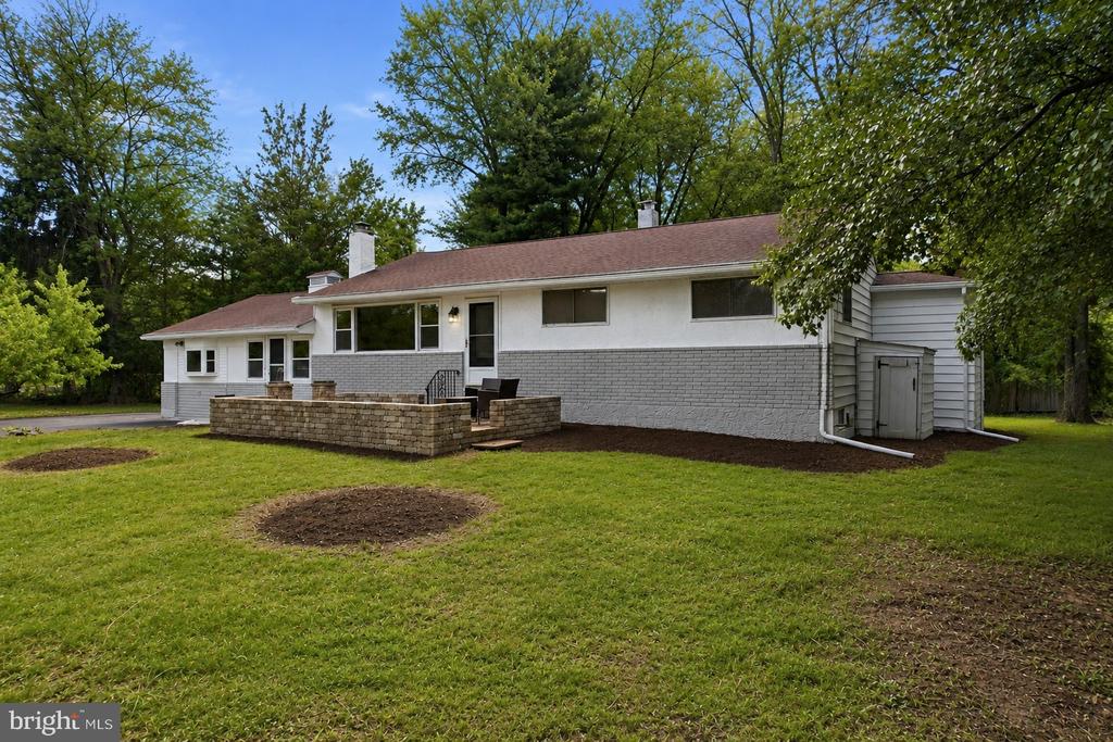 422 PRIVET ROAD