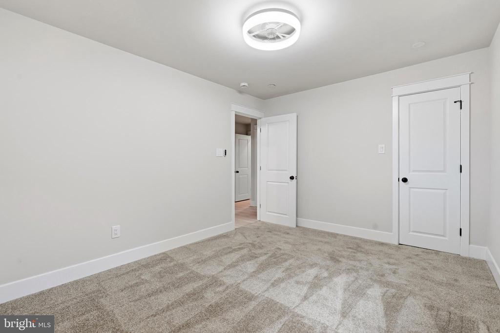 422 PRIVET ROAD