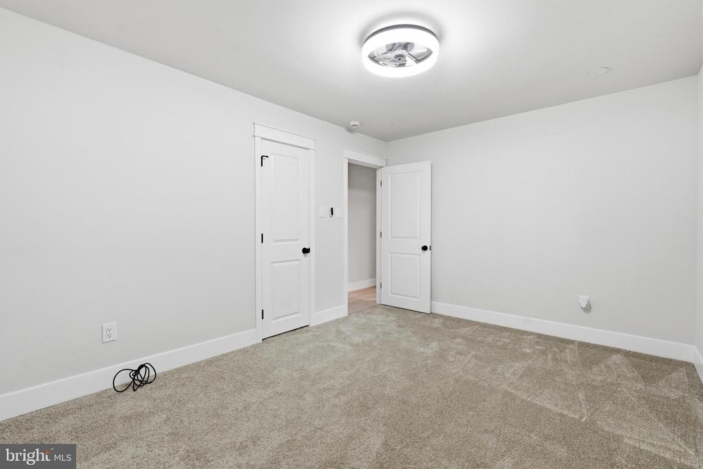 422 PRIVET ROAD