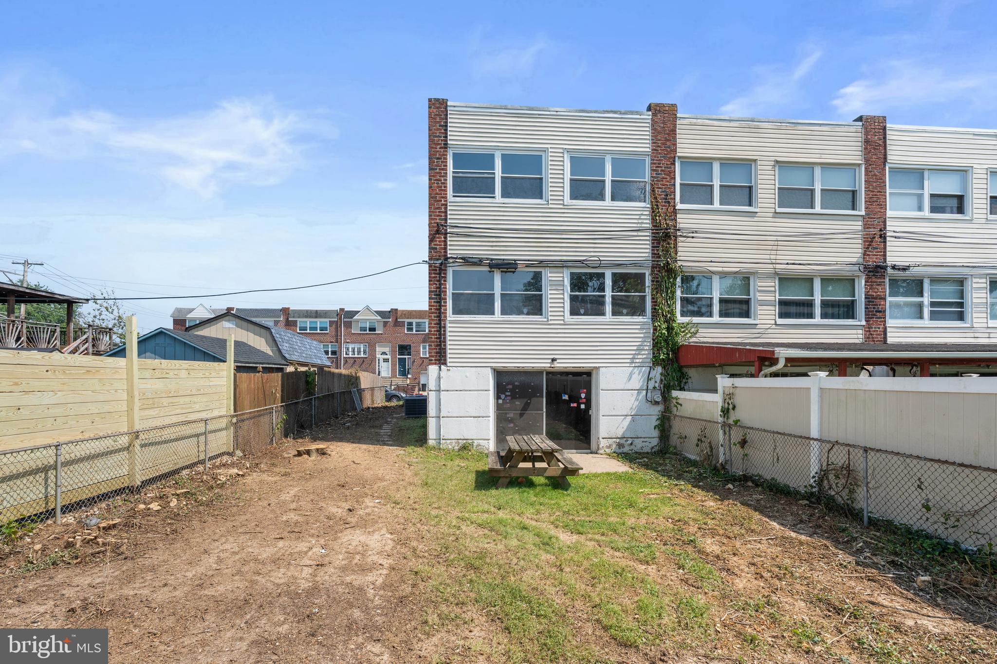 12218 Sweet Briar Rd