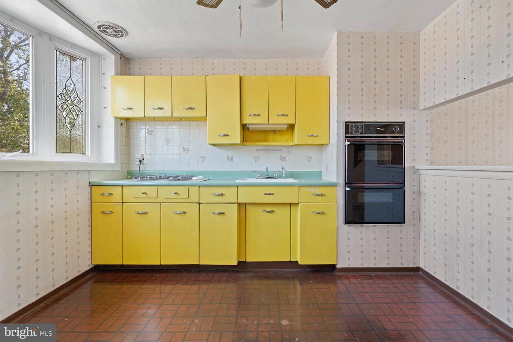 12218 Sweet Briar Rd