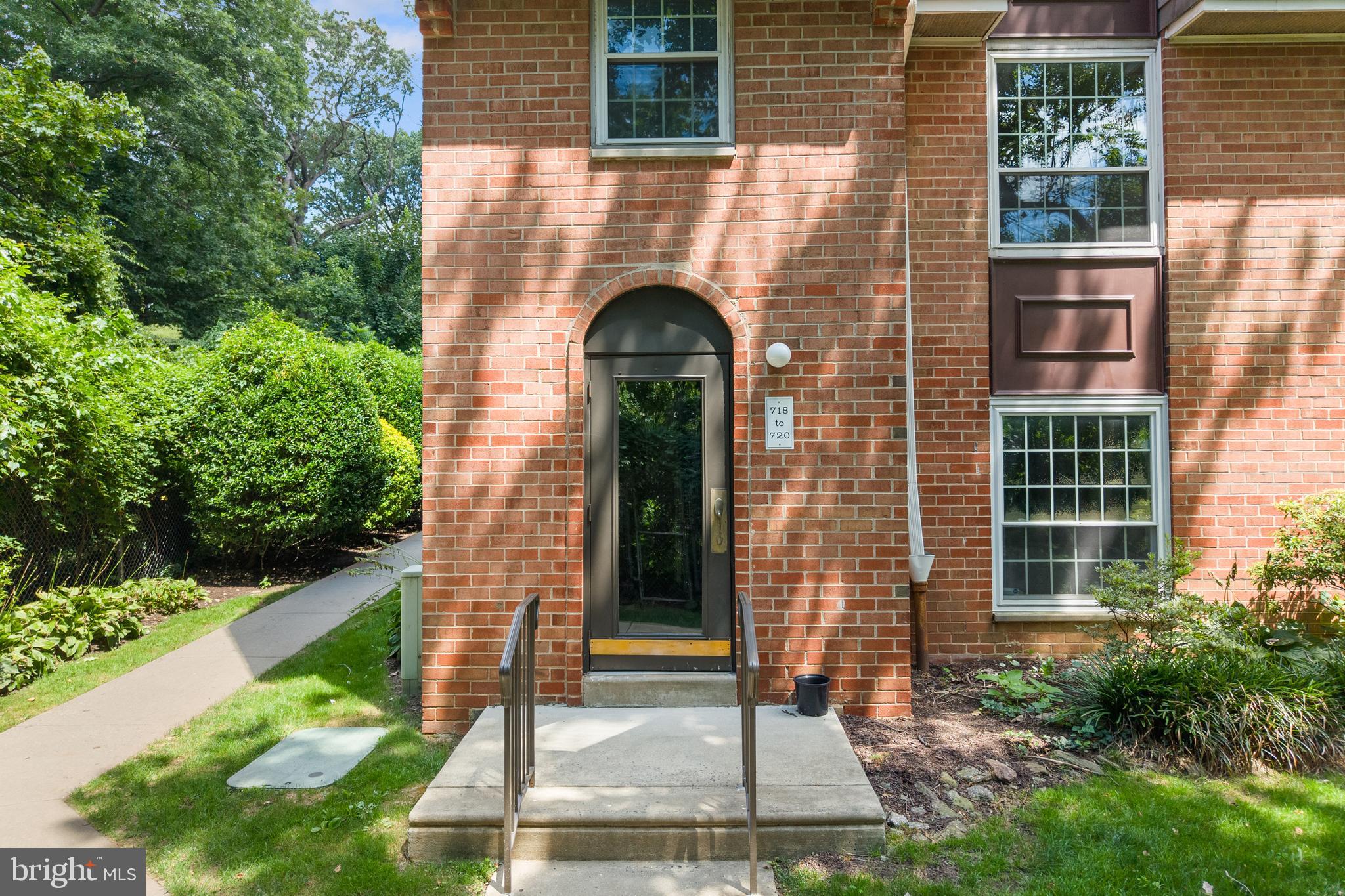4000 Gypsy Ln #719