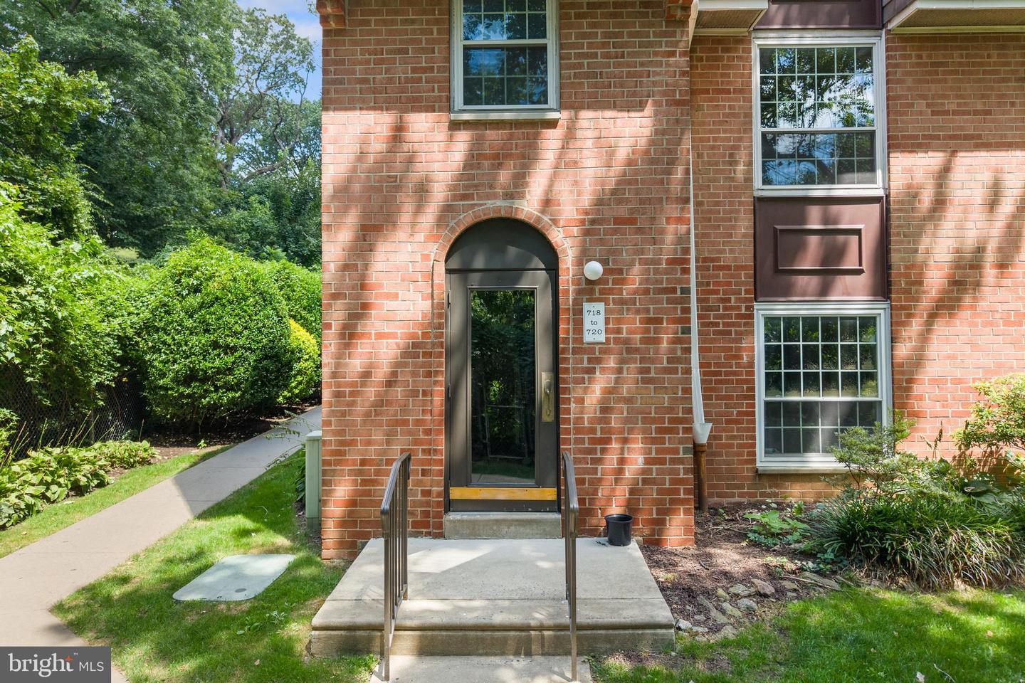 4000 Gypsy Ln #719