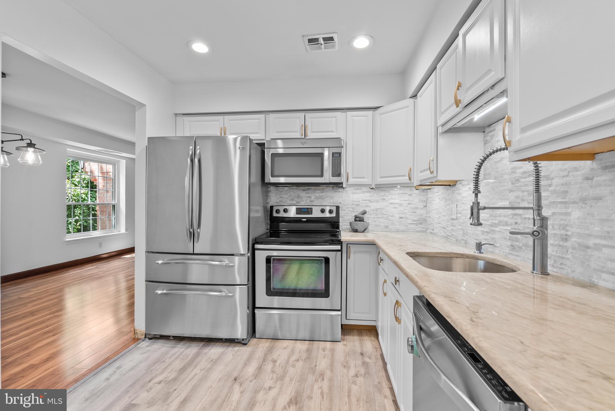 4000 Gypsy Ln #719