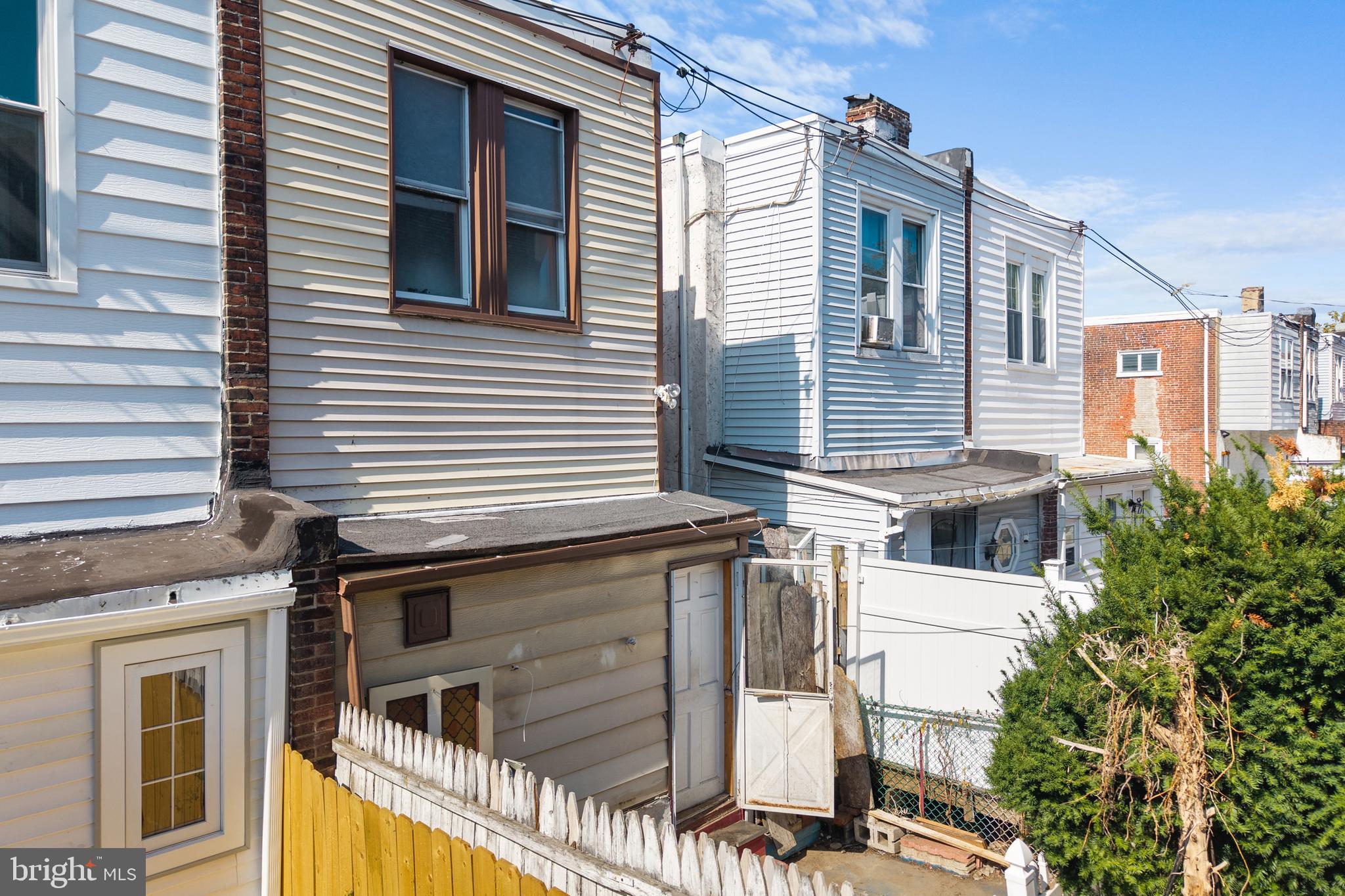 1663 BRIDGE STREET