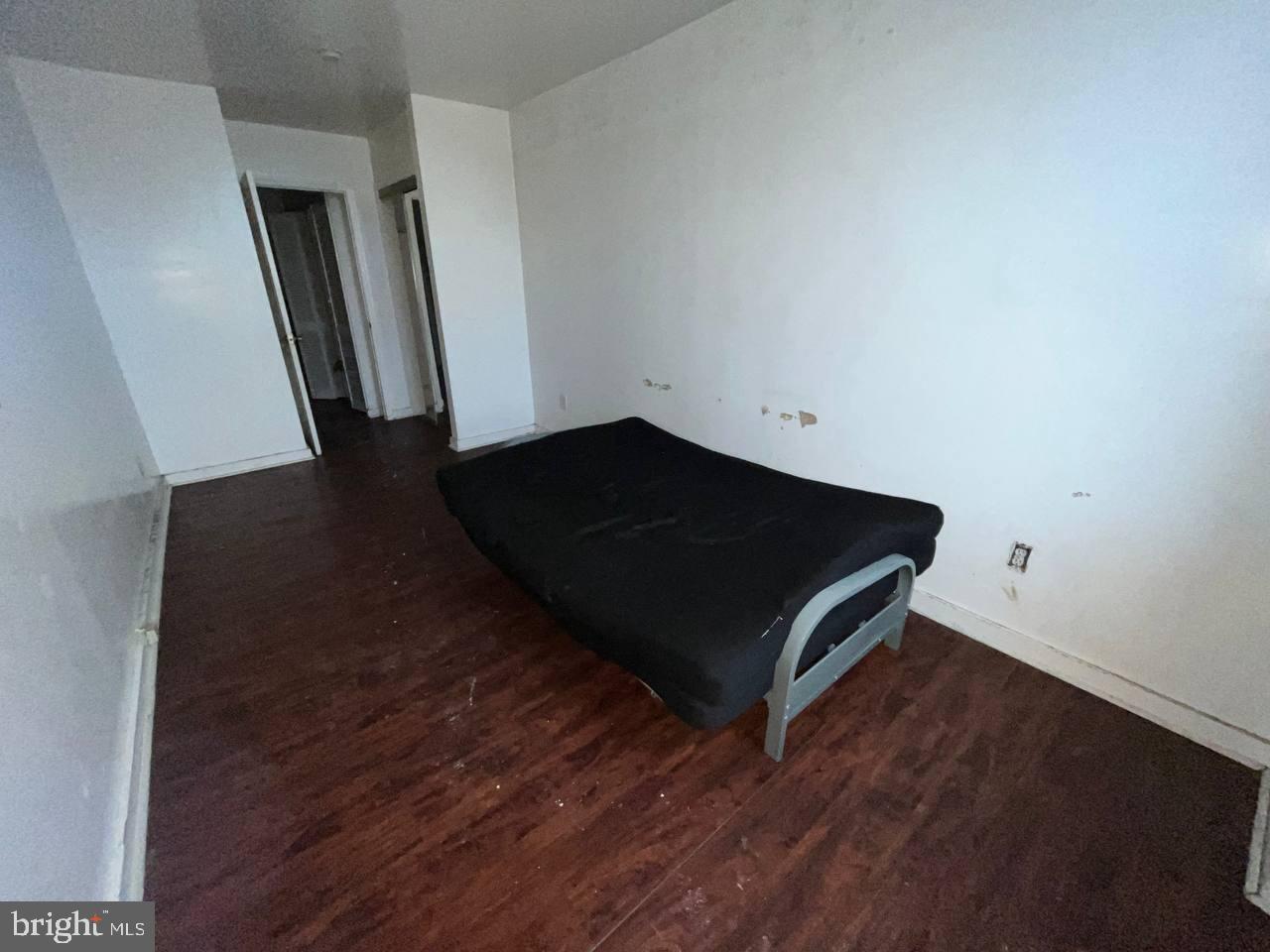 2252 N BROAD STREET 54