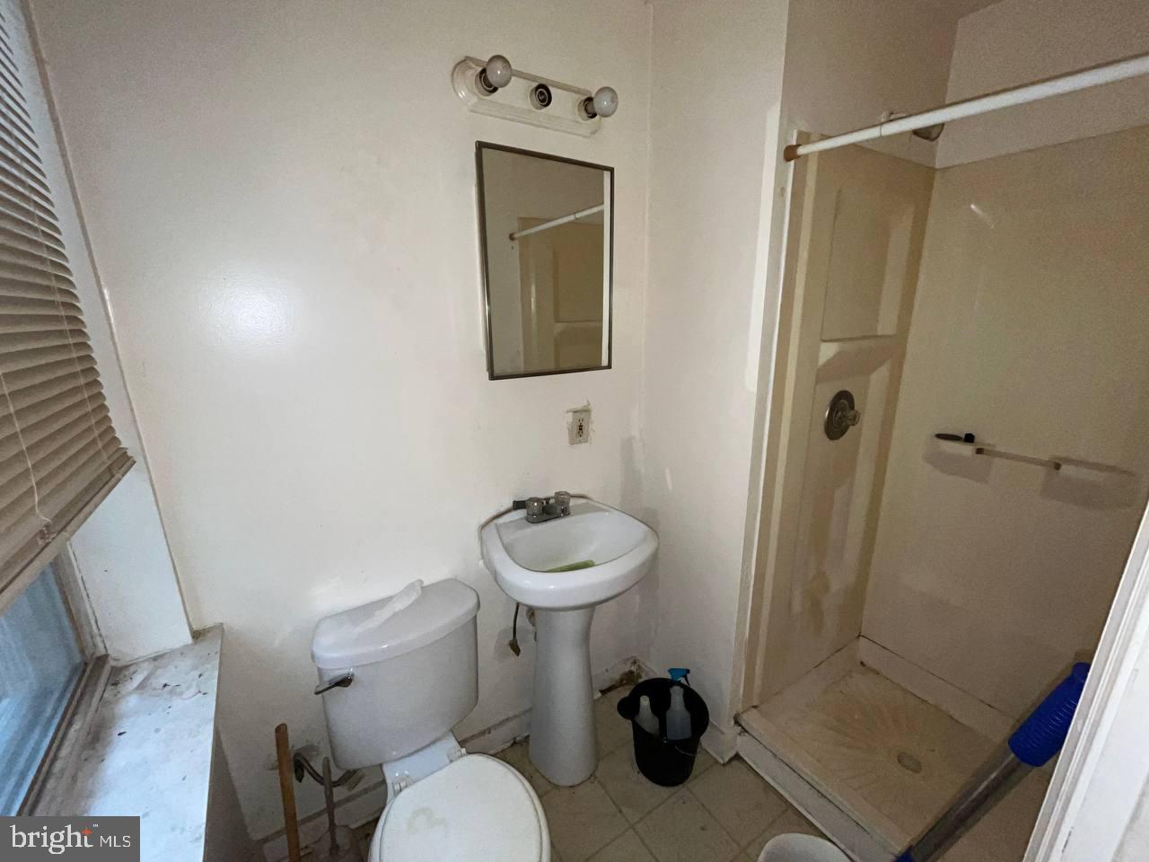 2252 N BROAD STREET 54