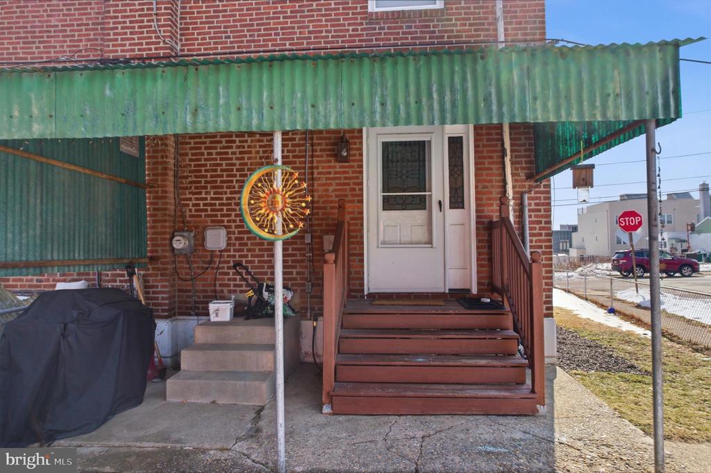294 LEMONTE STREET