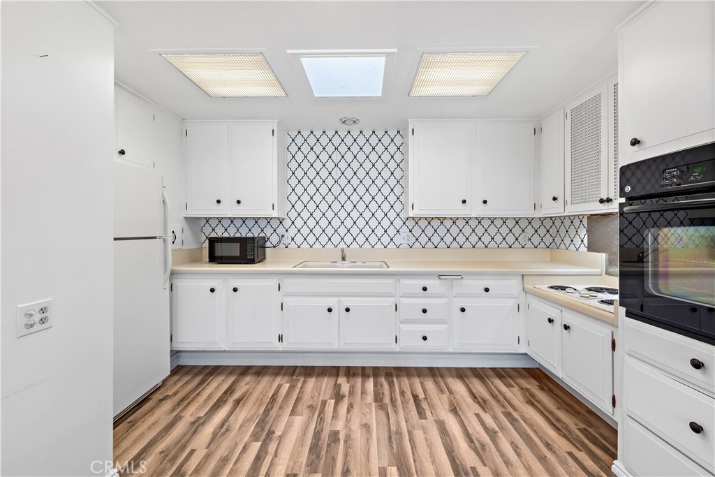 1381 Mayfield Road 141K