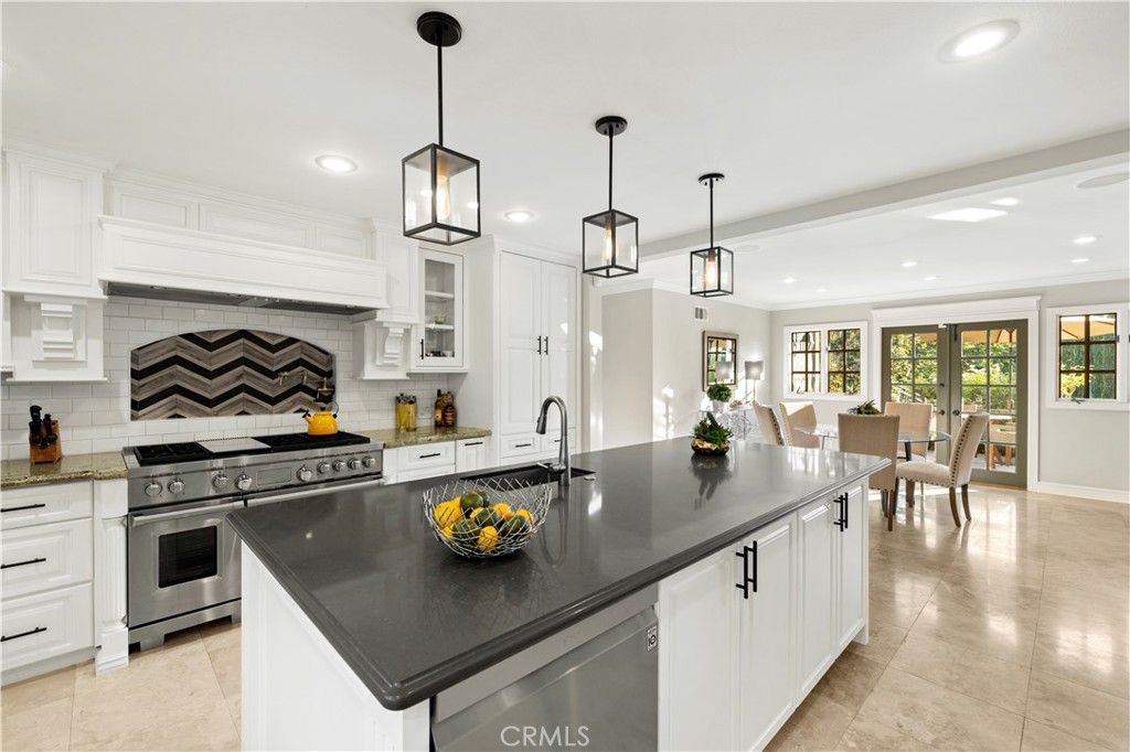1620 La Loma Drive