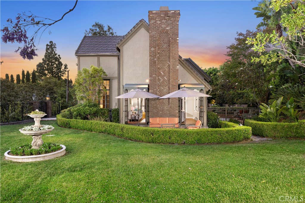 1620 La Loma Drive