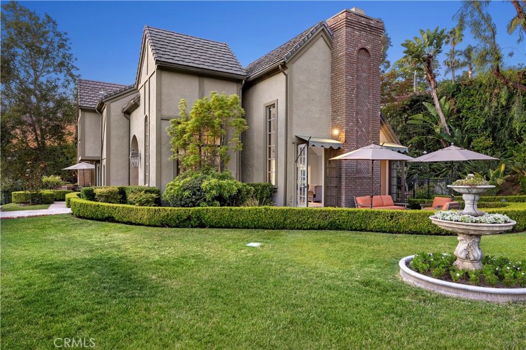 1620 La Loma Drive