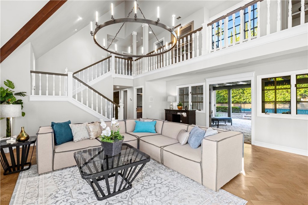 1620 La Loma Drive