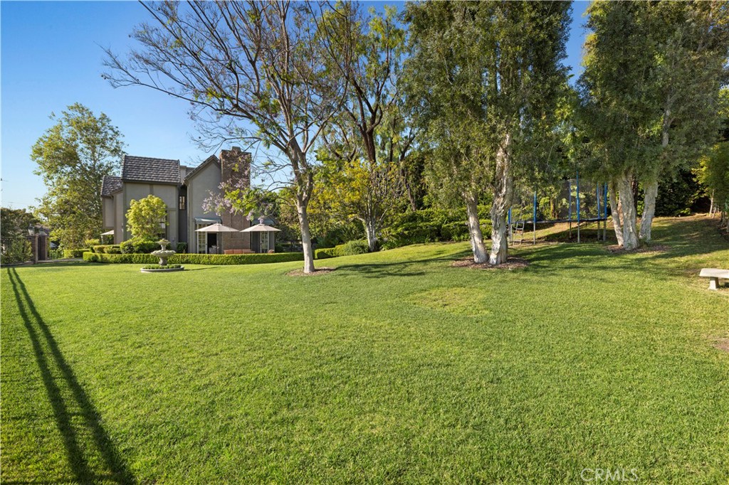 1620 La Loma Drive