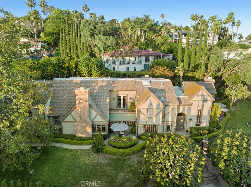 1620 La Loma Drive