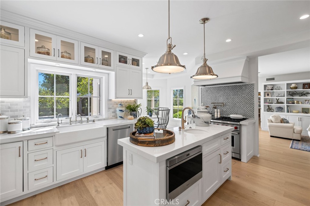 30602 Hunt Club Drive