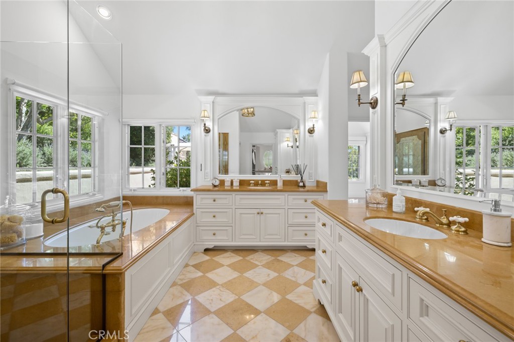 30602 Hunt Club Drive