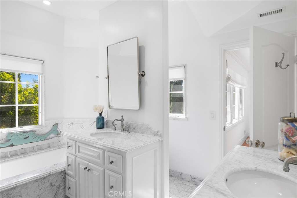 30602 Hunt Club Drive
