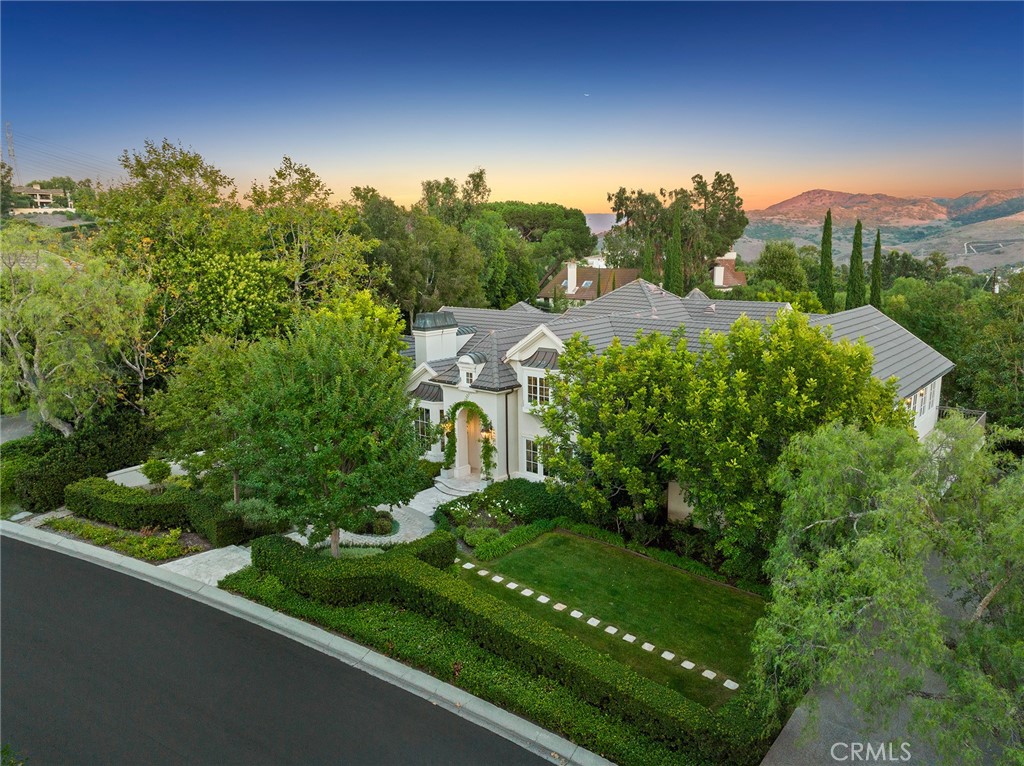 30602 Hunt Club Drive