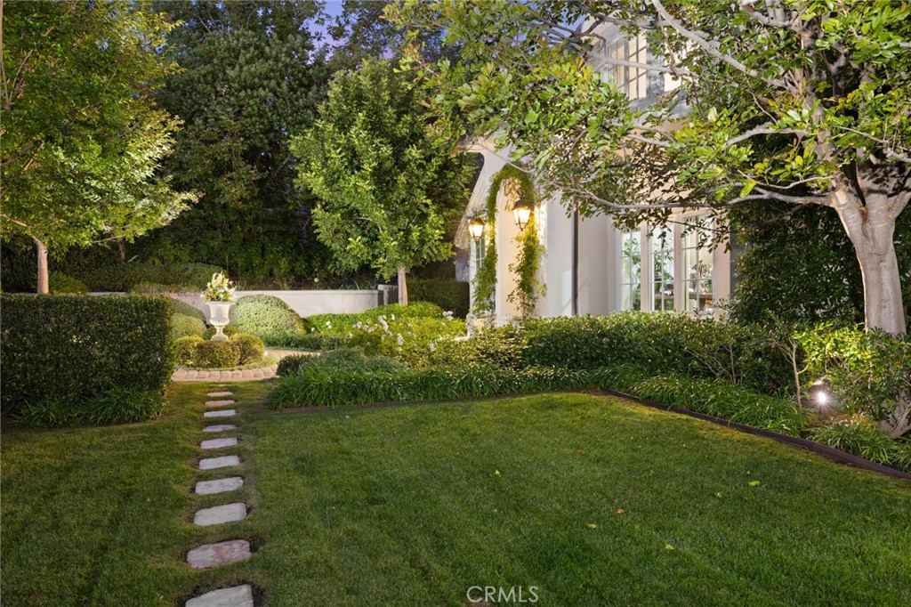 30602 Hunt Club Drive