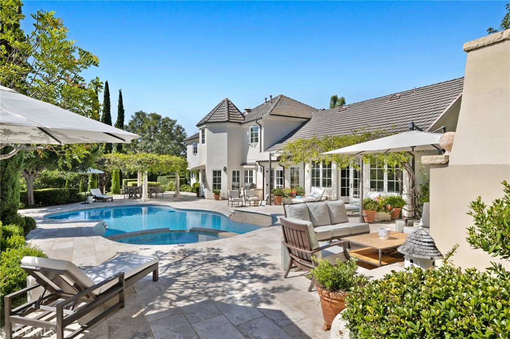 30602 Hunt Club Drive
