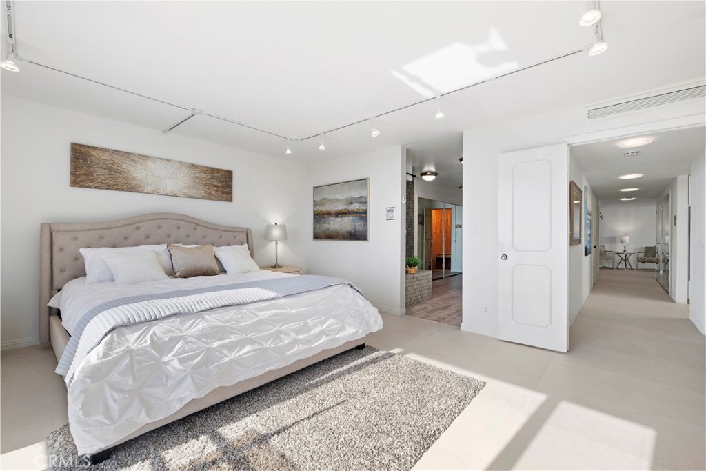 601 Lido Park Drive 6F