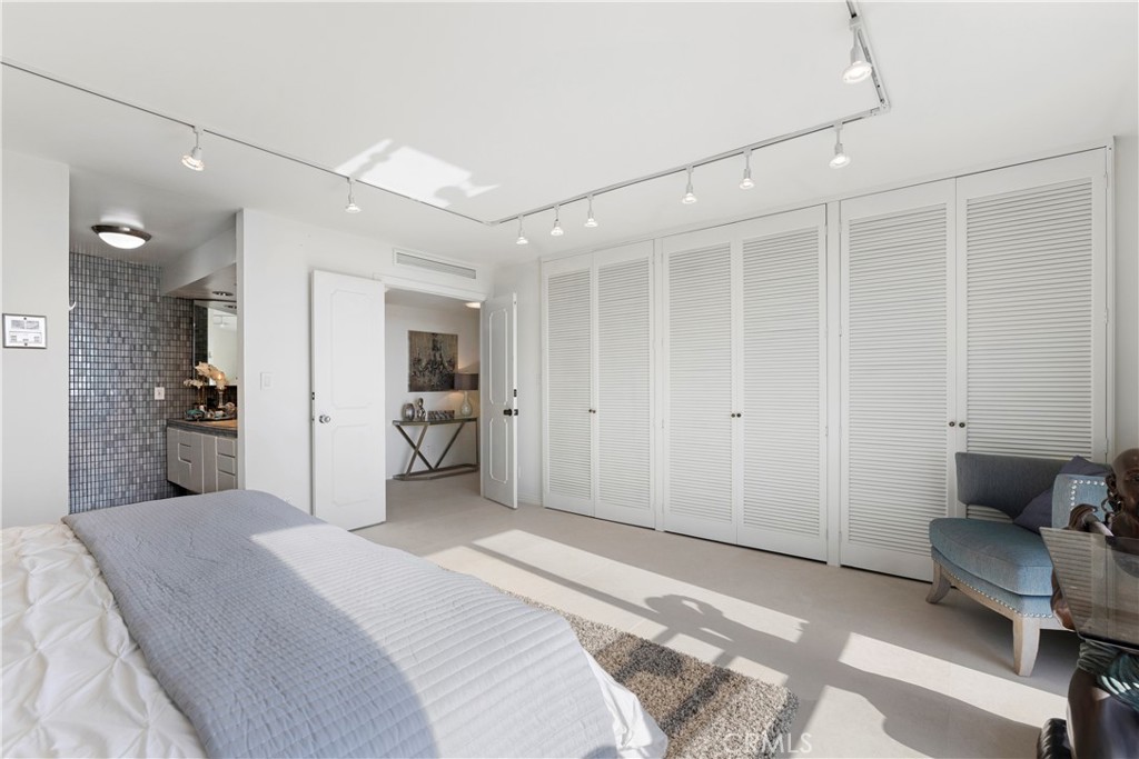 601 Lido Park Drive 6F