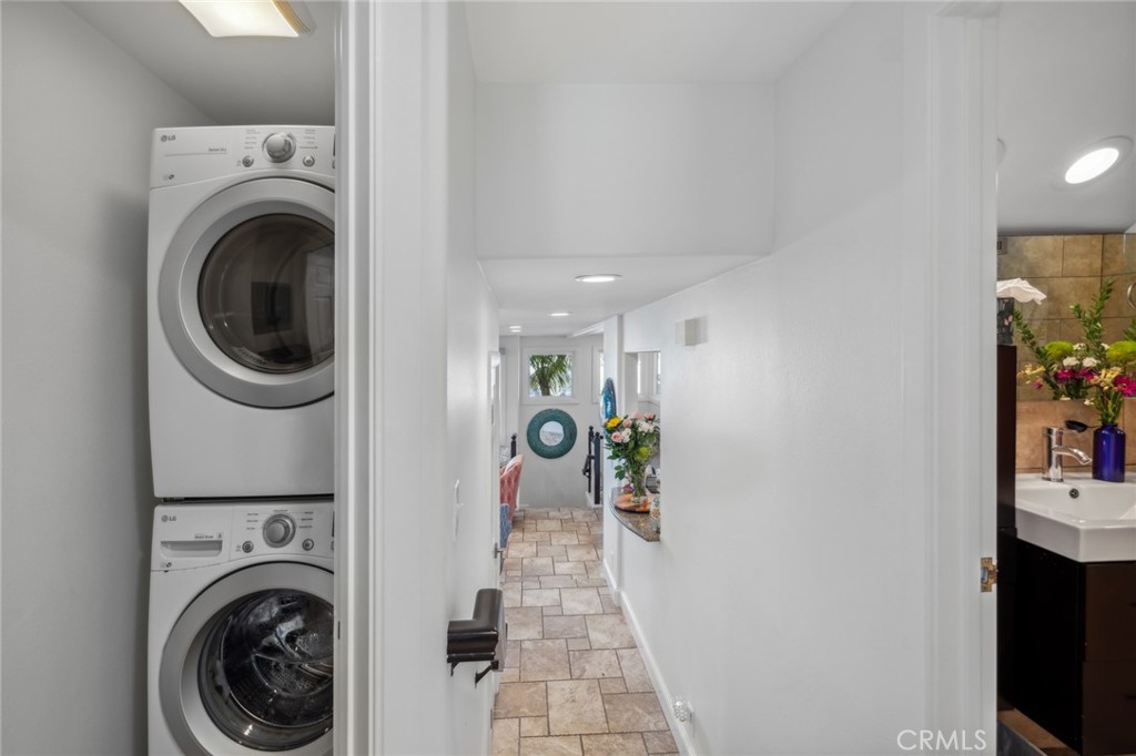 410 .5 Goldenrod Avenue B