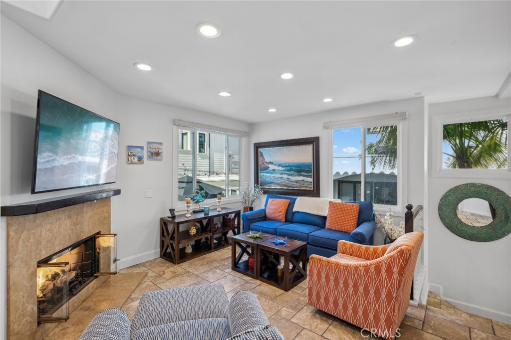 410 .5 Goldenrod Avenue B