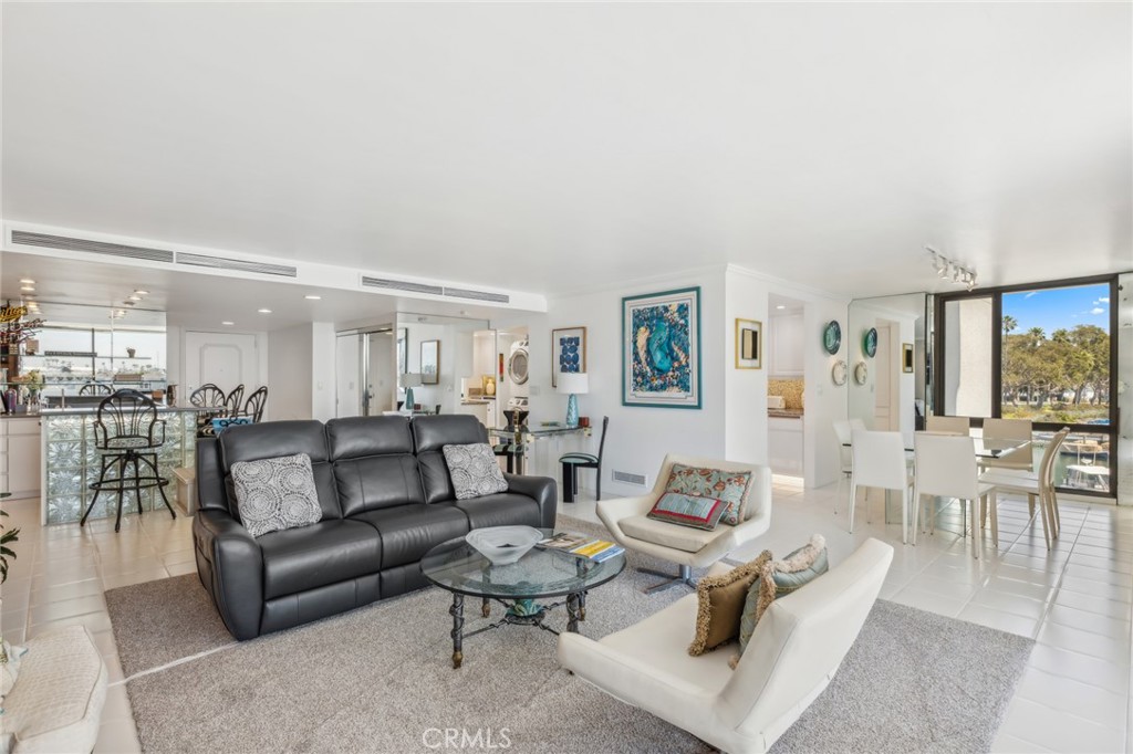 601 Lido Park Drive 2E