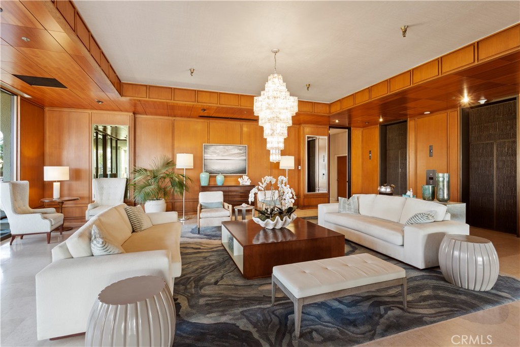 601 Lido Park Drive 2E