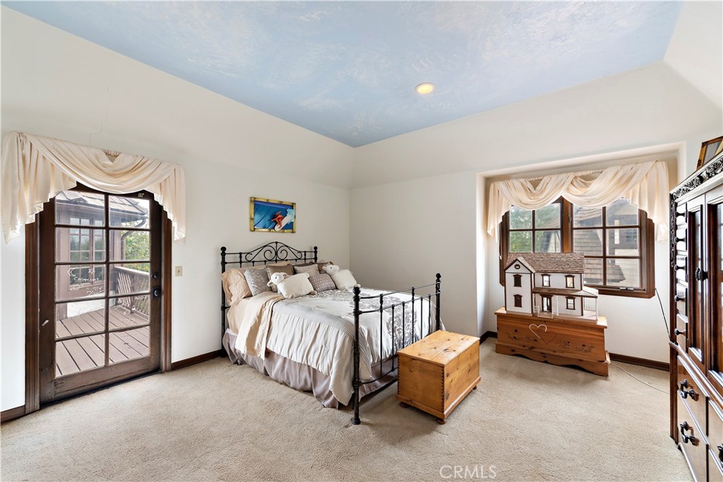 30821 Hunt Club Drive
