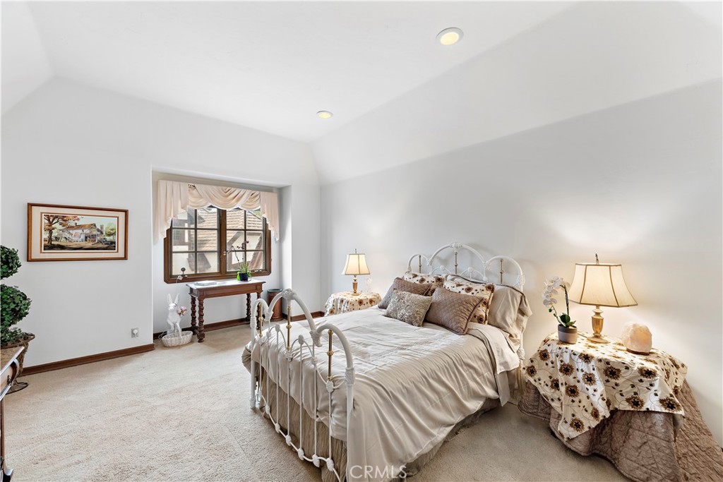 30821 Hunt Club Drive