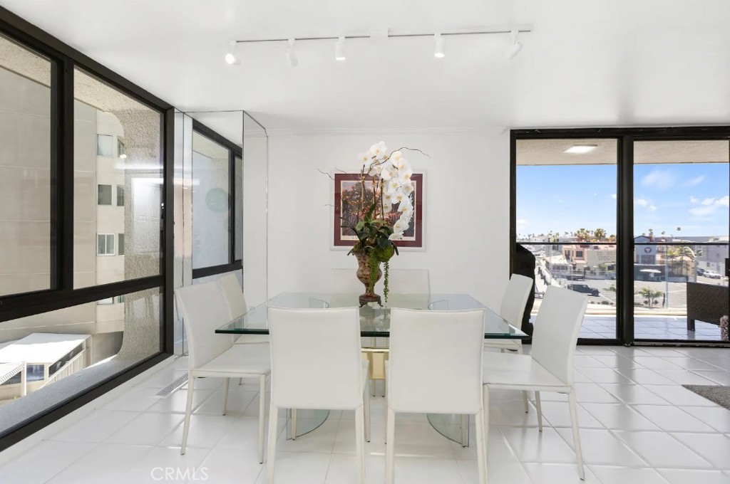 601 Lido Park Drive 2E