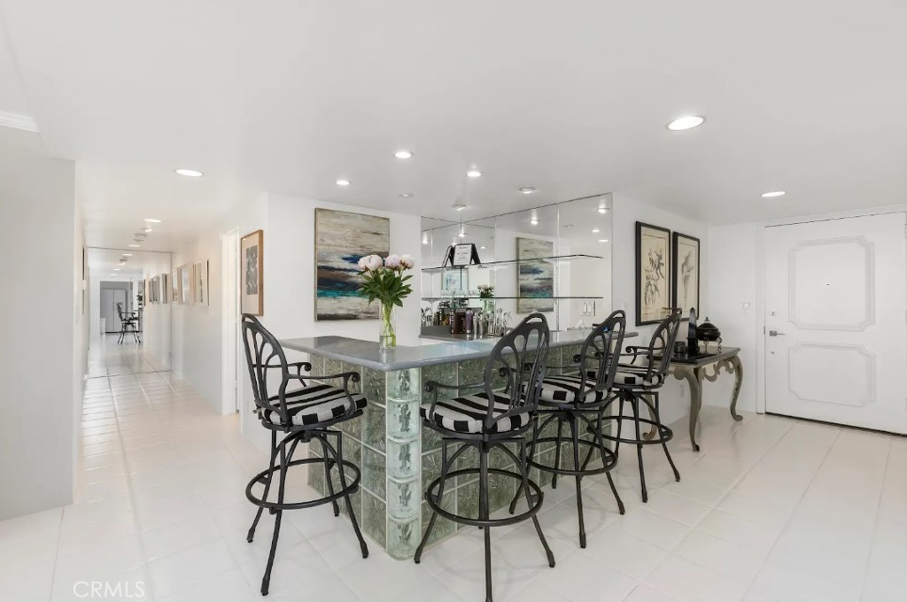 601 Lido Park Drive 2E