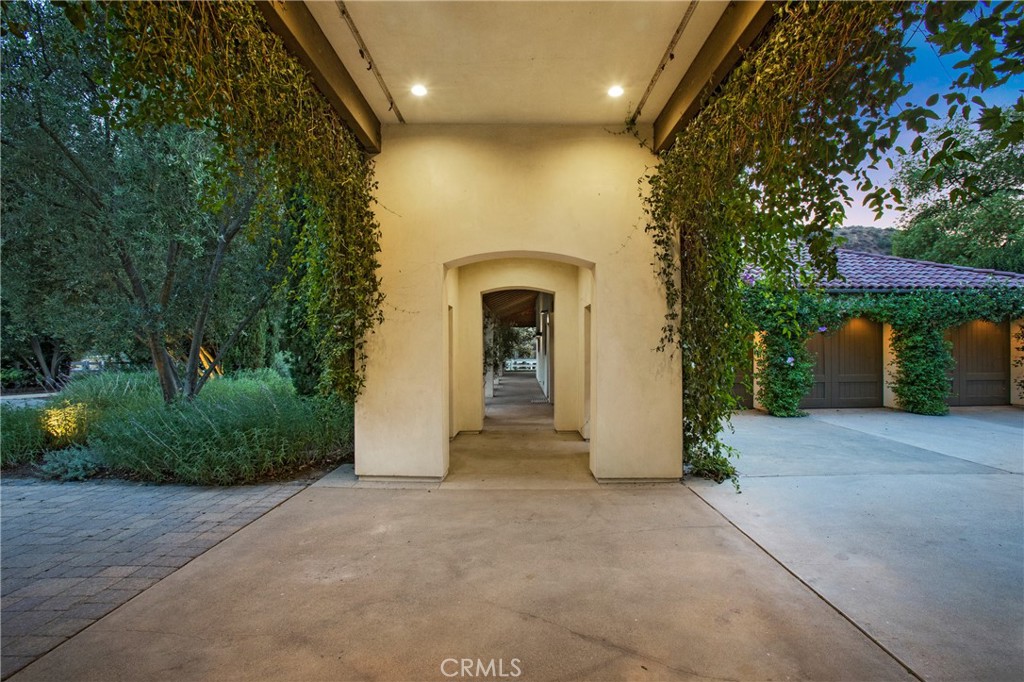 28100 Modjeska Canyon Road