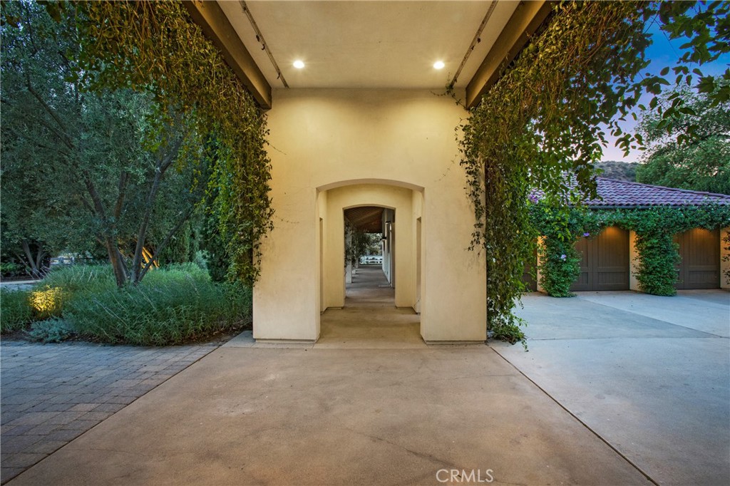 28100 Modjeska Canyon Road