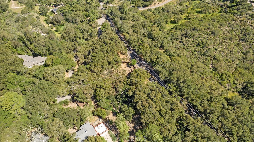 19411 Live Oak Canyon