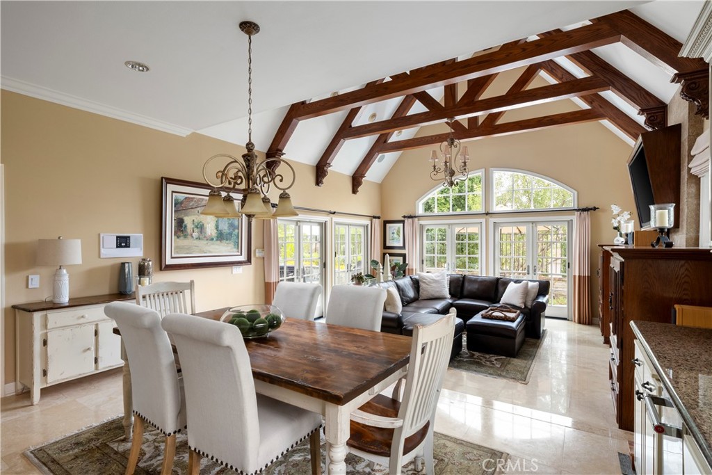 22187 Westcliff