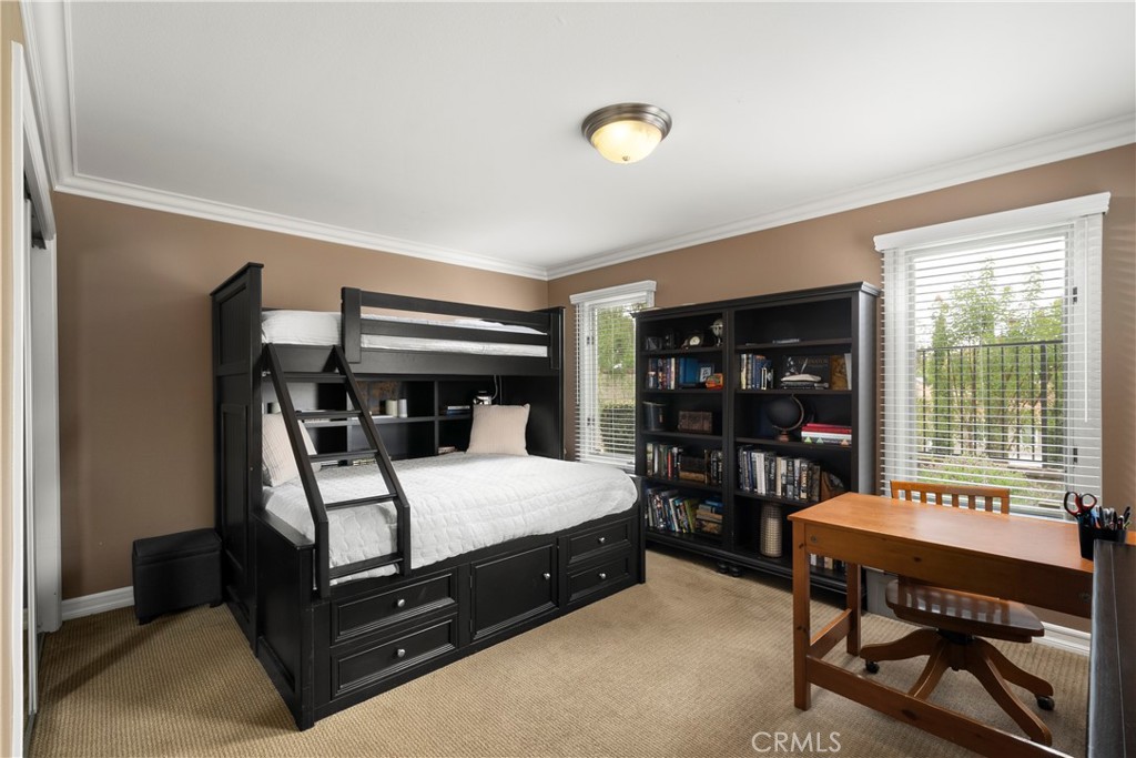 22187 Westcliff