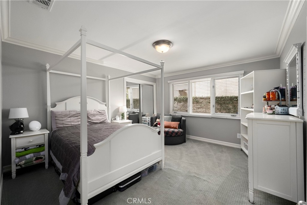 22187 Westcliff