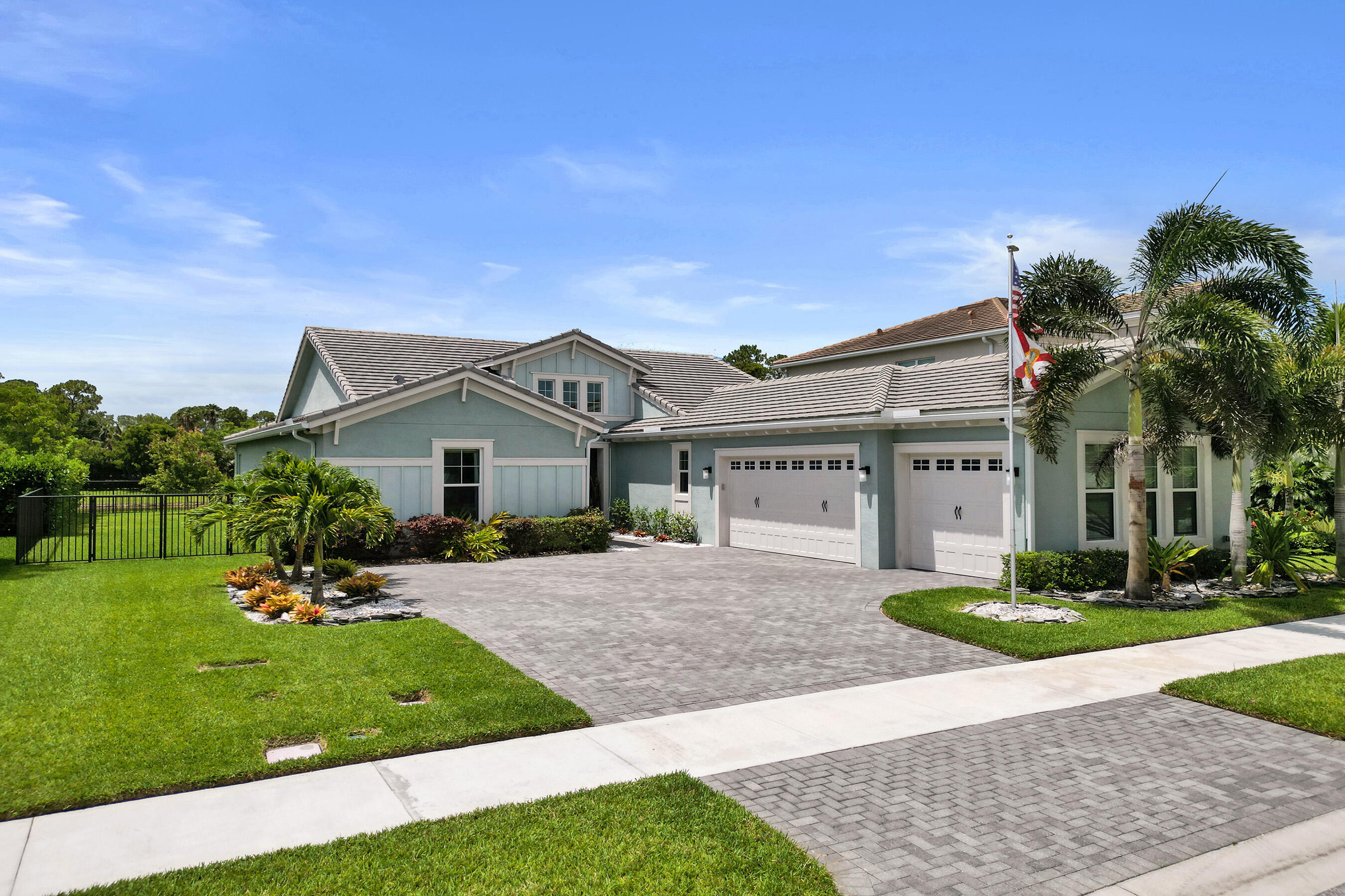 15822 Orchard Drive