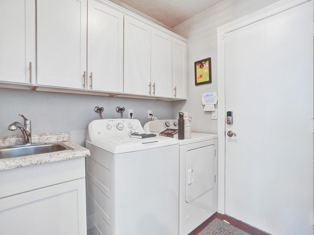 10256 Allamanda Circle