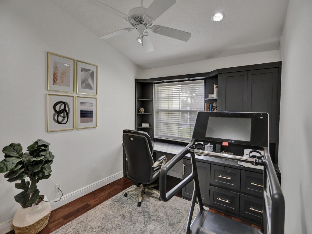 10256 Allamanda Circle