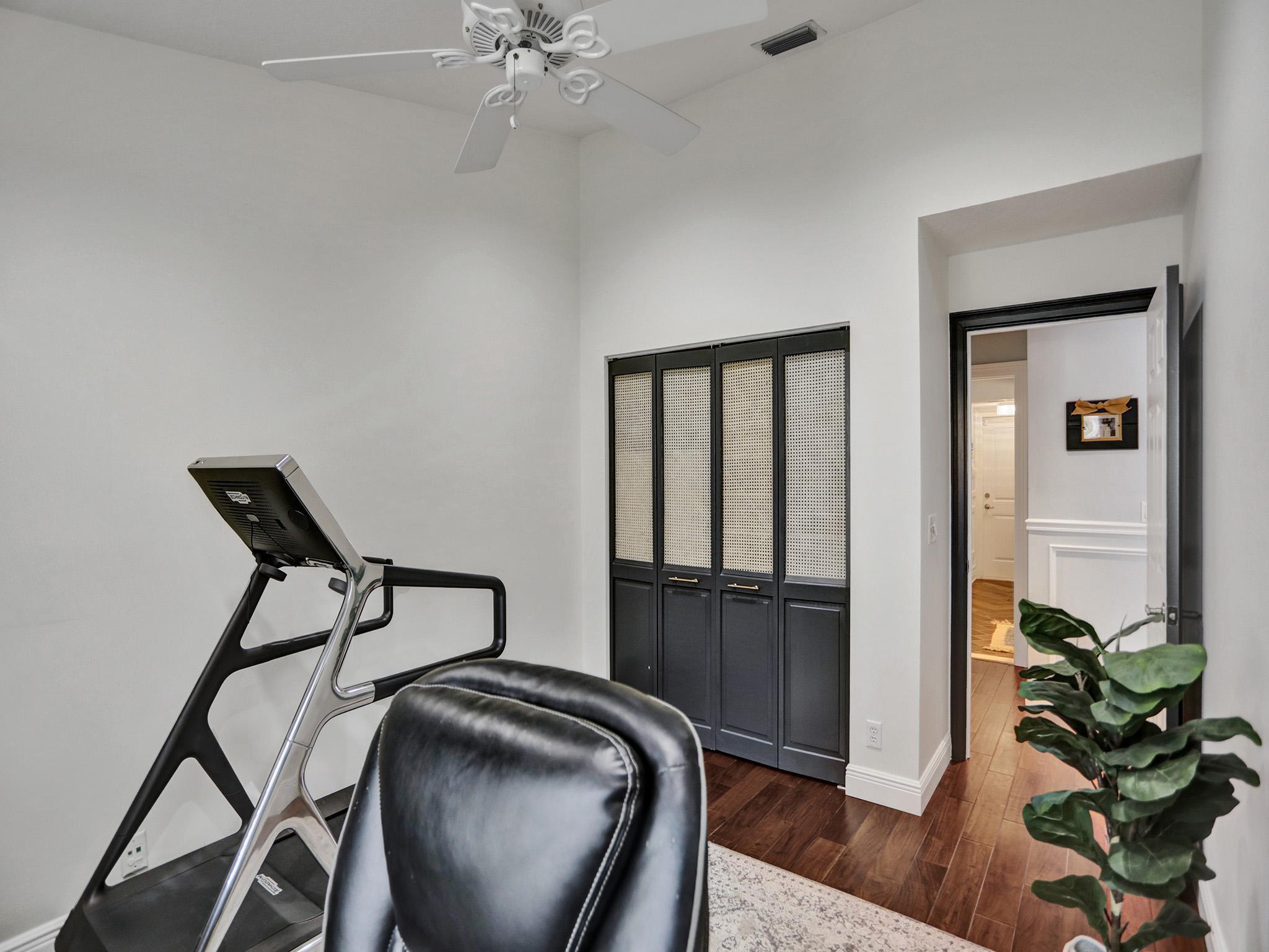 10256 Allamanda Circle