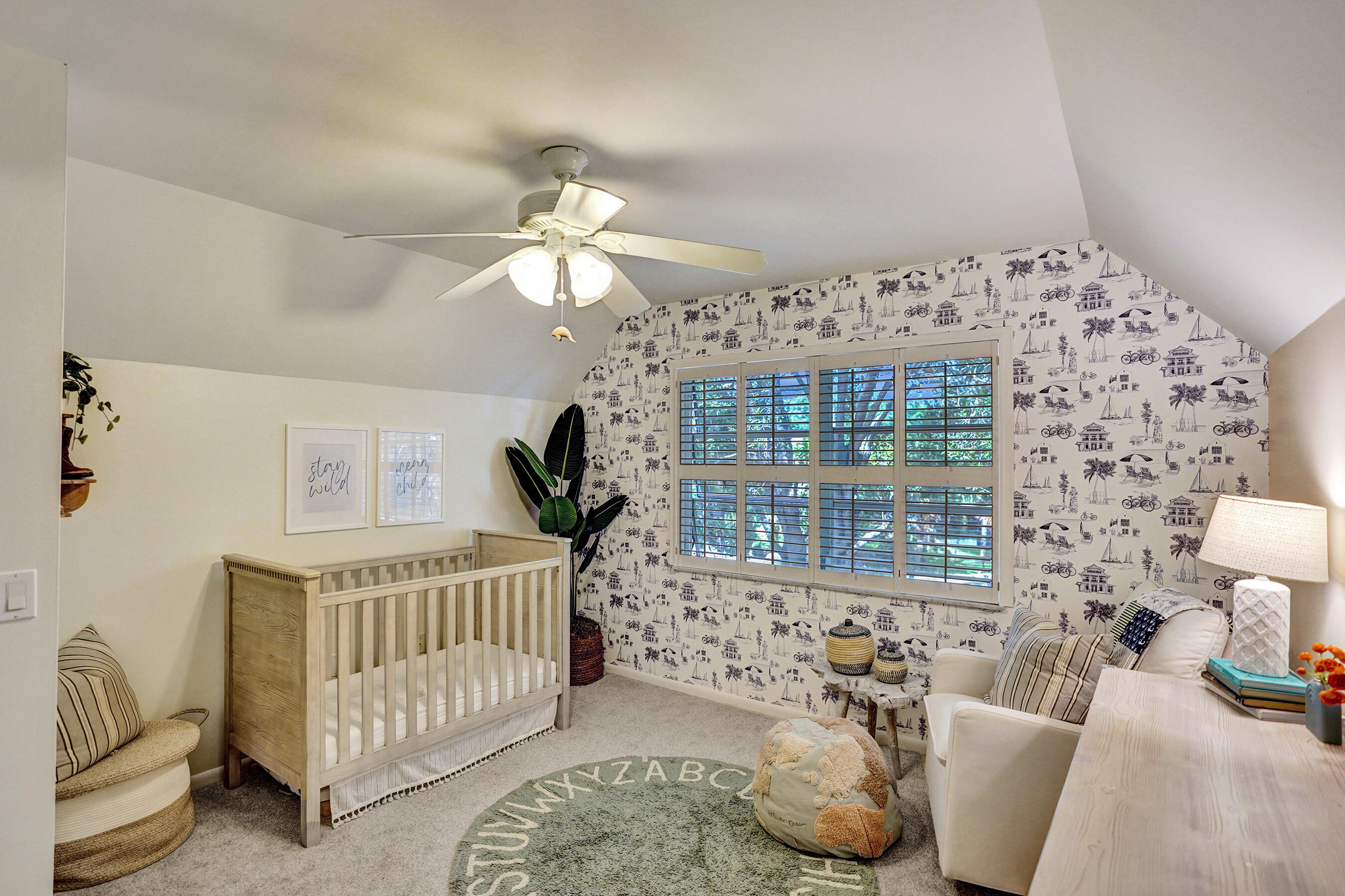 1407 SW Peninsula Lane